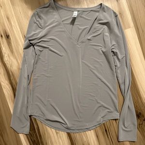 Zyia Active grey long sleeve size small perfect condition.